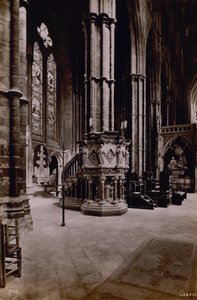 ウェストミンスター寺院の内部をイメージしたポストカード 作： English Photographer