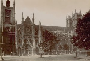 ウェストミンスター寺院の北側を描いたポストカード 作： English Photographer
