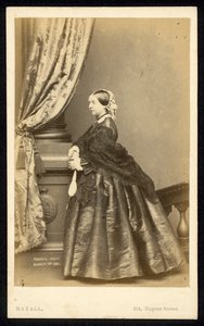 ビクトリア女王 作： English Photographer