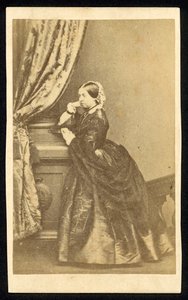ビクトリア女王 作： English Photographer