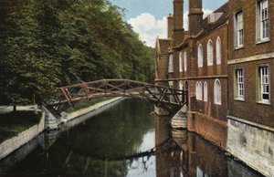 クイーンズカレッジ、ブリッジ 作： English Photographer