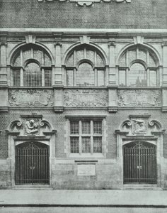 ショーディッチ公衆浴場：外観、1898 作： English Photographer