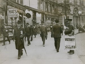 第一次世界大戦の終了直後 作： English Photographer
