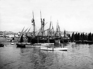 セントアイブスハーバー、c.1880-99 作： English Photographer