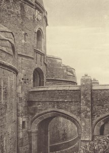 セント・モー城、ゲートウェイ（モノクロ写真） 作： English Photographer