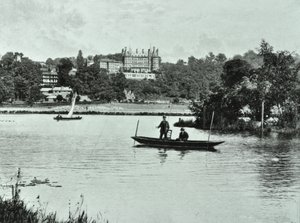 スターアンドガーターホーム、リッチモンドヒル、リッチモンド：全体像、1895 作： English Photographer