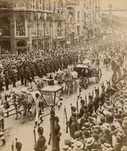ビクトリア女王のダイヤモンドジュビリーの立体プリント、1897年6月28日 作： English Photographer