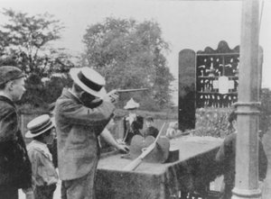 1902年の街路射撃場