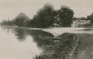 テムズ川のオースリーの鐘 作： English Photographer