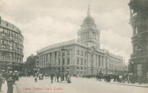 中央刑事裁判所、ロンドン 作： English Photographer
