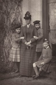 コンノートと家族の公爵夫人 作： English Photographer