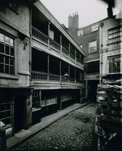 ジョージ、サザーク 作： English Photographer