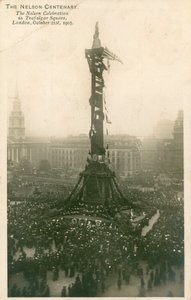 1905年10月21日、ロンドンのトラファルガースクエアでネルソンのお祝い 作： English Photographer