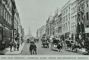 1890年頃、サウサンプトンストリートから東を見たオールドストランド 作： English Photographer