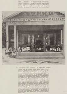 ブラッドフィールド大学でのAlcestisのパフォーマンス 作： English Photographer