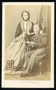 ウェールズの王子と王女 作： English Photographer