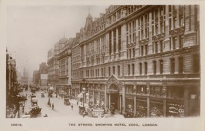 The Strand, Hotel Cecil, London (モノクロ写真) 作： English Photographer