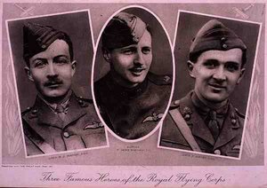 王立飛行隊の3人の有名な英雄たち、「The Great War」のために、1917年頃（フォトグラビュール） 作： English Photographer