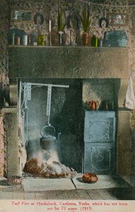 73年間活動を停止したヨーク州キャッスルトンのハッカバックでの芝生火災。 1913年にはがきを送る。 作： English Photographer