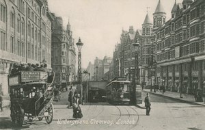 地下鉄路面電車、サウサンプトン・ロウ、ロンドン 作： English Photographer