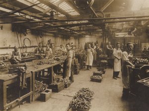 正体不明のイギリスの土木工事、20世紀初頭（モノクロ写真） 作： English Photographer