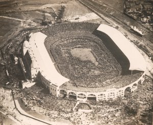 ウェストハムユナイテッド対ボルトンワンダラーズ、1923年に新しいウェンブリースタジアムで行われた最初のサッカーの試合 作： English Photographer