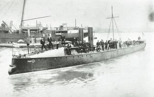 ヤロウアンドカンパニー造船所、犬の島、魚雷艇No. 80、ロンドン、1887 作： English Photographer