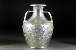 ポートランドの花瓶のビクトリア朝の銀のレプリカ、1844年 作： English School