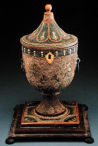 アダムスタイルの壷型ティーキャディ 1785年頃（ツゲ材