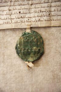 1267年頃、ウィリアム・デ・アルビニ4世のために作られた原城をイメージした古印章（紙と蝋 作： English School