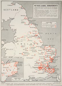 1914年12月16日から1918年6月17日までの敵対的な空襲と砲撃に苦しんだイングランドとスコットランドの正確な地域を示すグラフ 作： English School
