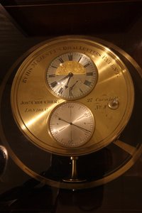 クラウチャー時計、1830年頃 作： English School