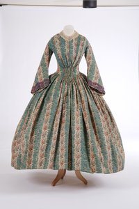 デイドレス、1840年代（プリントウール生地） 作： English School