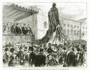 ウェストミンスターの国会議事堂広場で故ダービー卿の像を発表したDisraeli 作： English School