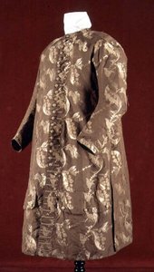 金ブロケードコート、c.1700-10 作： English School