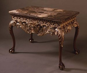 大理石トップのテーブル、ボール＆クローフット、1720年頃（パーセル・ギルト＆マーブル 作： English School