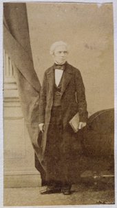 マイケル・ファラデー（1791-1867）（アルブメン柄） 作： English School