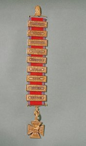 ペニンシュラゴールドクロス、1813年頃（金） 作： English School