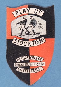 ストックトンをプレイアップ！ Peckston and Co.のアウトフィッター。セントラルビルディング、ハイストリート