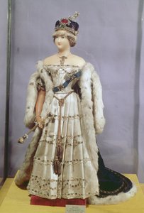 女王ビクトリア（1819-1901）の戴冠式ローブに身を包んだ人形、1840年頃（ワックス）