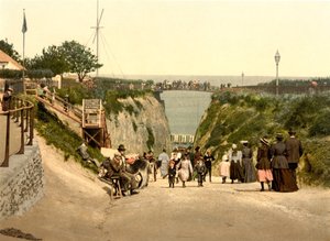 海辺の景色（手彩色写真） 作： English School