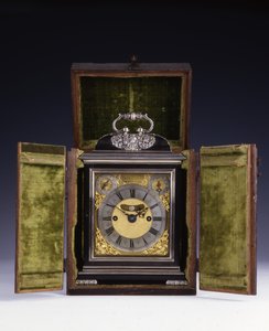 バーナード・トンピオン、トンピオン・アンド・バンガー、ロンドン、No。460、印象的なブラケット時計、c.1708（エボニー＆シルバー）（745882-87も参照） 作： English School