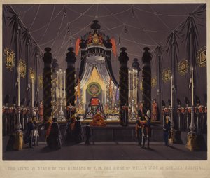 チェルシー病院に安置されたウェリントン公爵の遺体（1852年11月）（カラー図版 作： English School