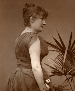 ミスエディスウッドワース、イギリスの女優、1888年