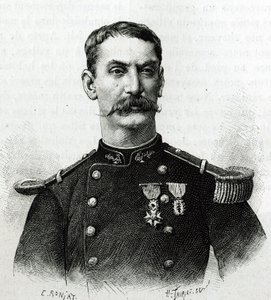 アフリカ遠征中（1879-1882年）のジョセフ・ガリエーニ司令官の肖像。E. Ronjatによる写真をもとにしたエングレーヴィングで、Joseph Gallieni司令官（1849-1916）の "Exploration du Haut Niger (Haut Niger)"(現在のマリ)の物語を説明するためのもの。 作： Etienne Antoine Eugene Ronjat