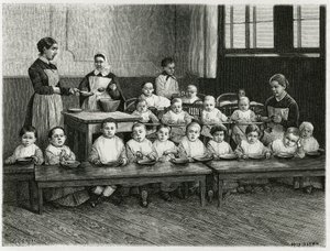 保育園での子どもたちの食事の様子。ドイツの政治家・作家であるシャルル・グラッド（1842-1890）が1884年に発表した物語「Atravers l