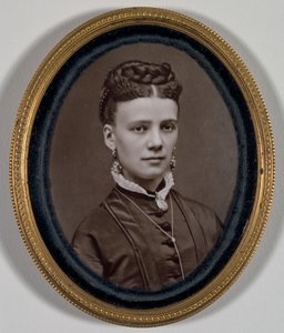 無題の女性の肖像、1879年。 作： Etienne Carjat