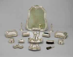 トイレサービス、1738-39（シルバー） 作： Etienne Pollet