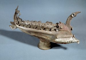 エトルリア美術：紀元前3世紀、エトルリア地方アルデー出土のテラコッタ製船模型。パリ、ルーブル美術館