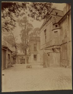  作： Eugène Atget